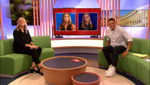 Jennifer Aniston and Reese Witherspoon participated in an interview on The One Show