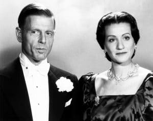 EDWARD & MRS. SIMPSON, from left, Edward Fox, Cynthia Harris