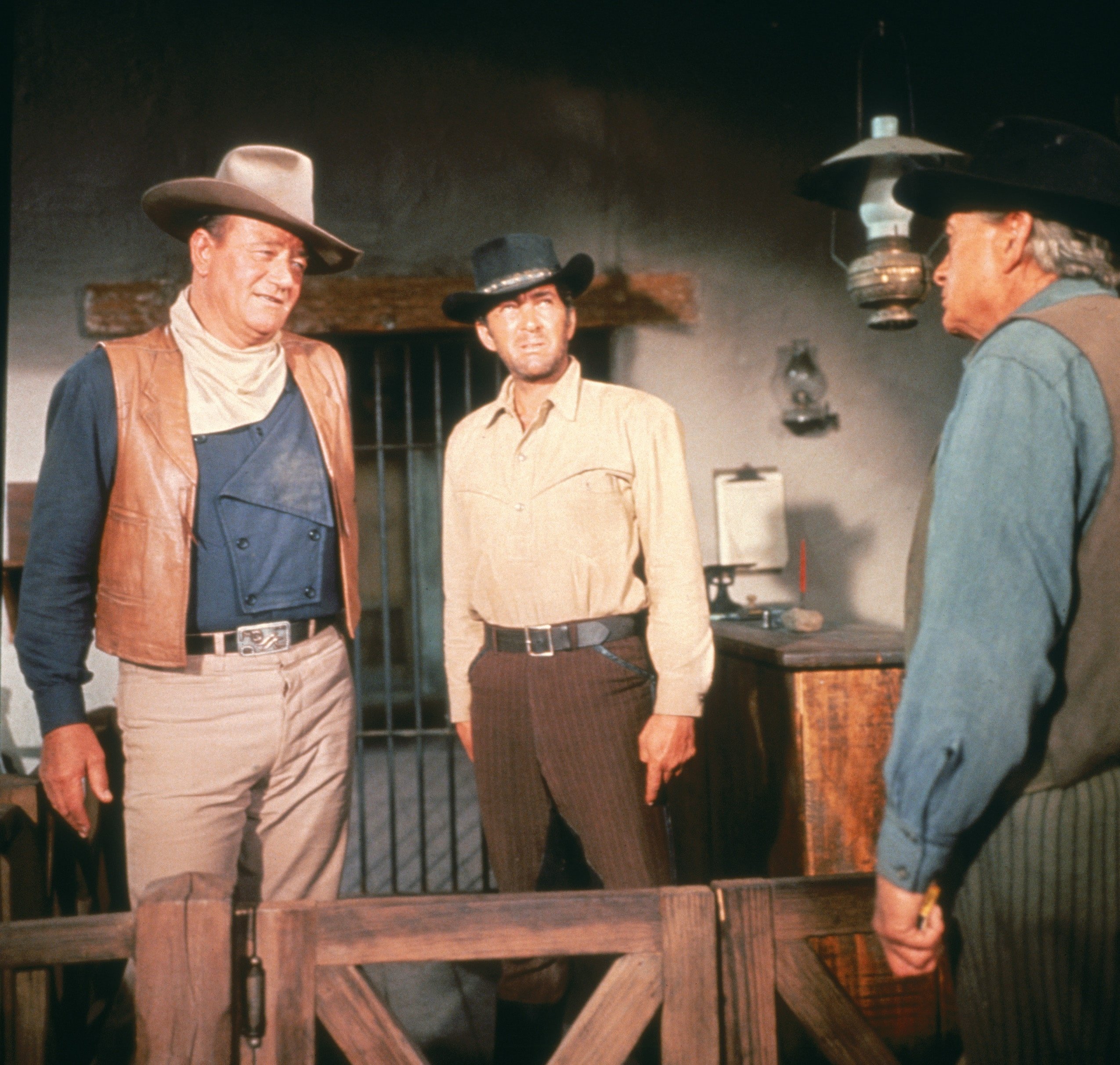 THE SONS OF KATIE ELDER, John Wayne, Dean Martin, James Gregory, 1965