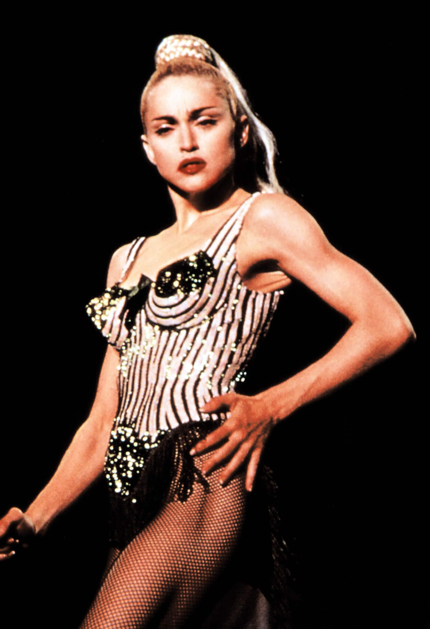 Madonna, Blonde Ambition Tour, 1990 