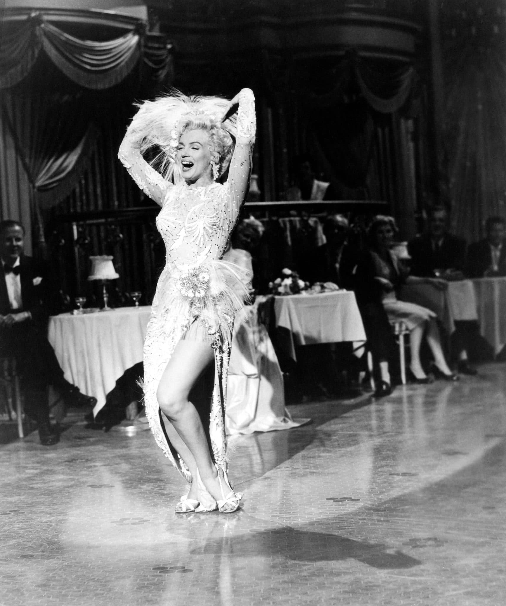 The Controversial World Of Sinatra Monroe'S Onlyfans - 6g03tak