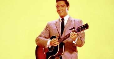 Elvis Presleys guitar up for auction