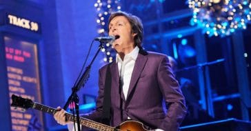Paul McCartney says he doesn't sign autographs anymore