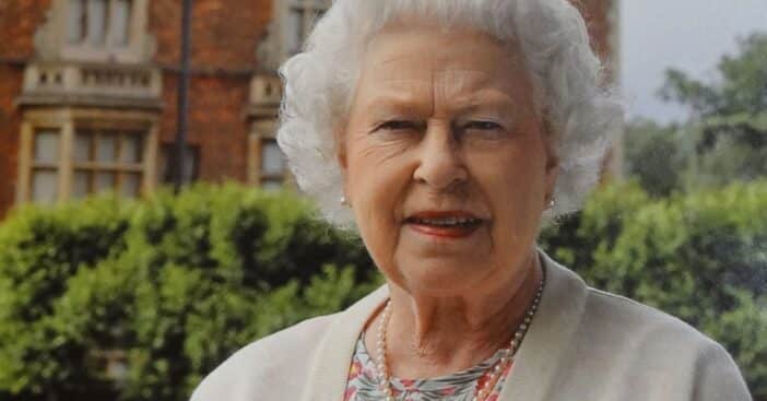 Queen Elizabeth canceled her first public apperance since she was hospitalized last month