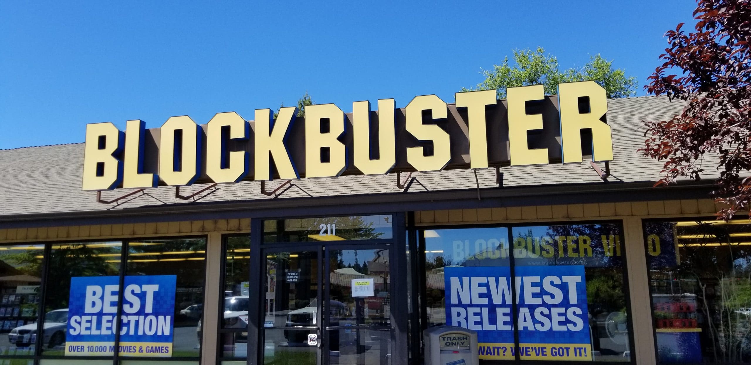 The last remaining Blockbuster store in Bend, Oregon 