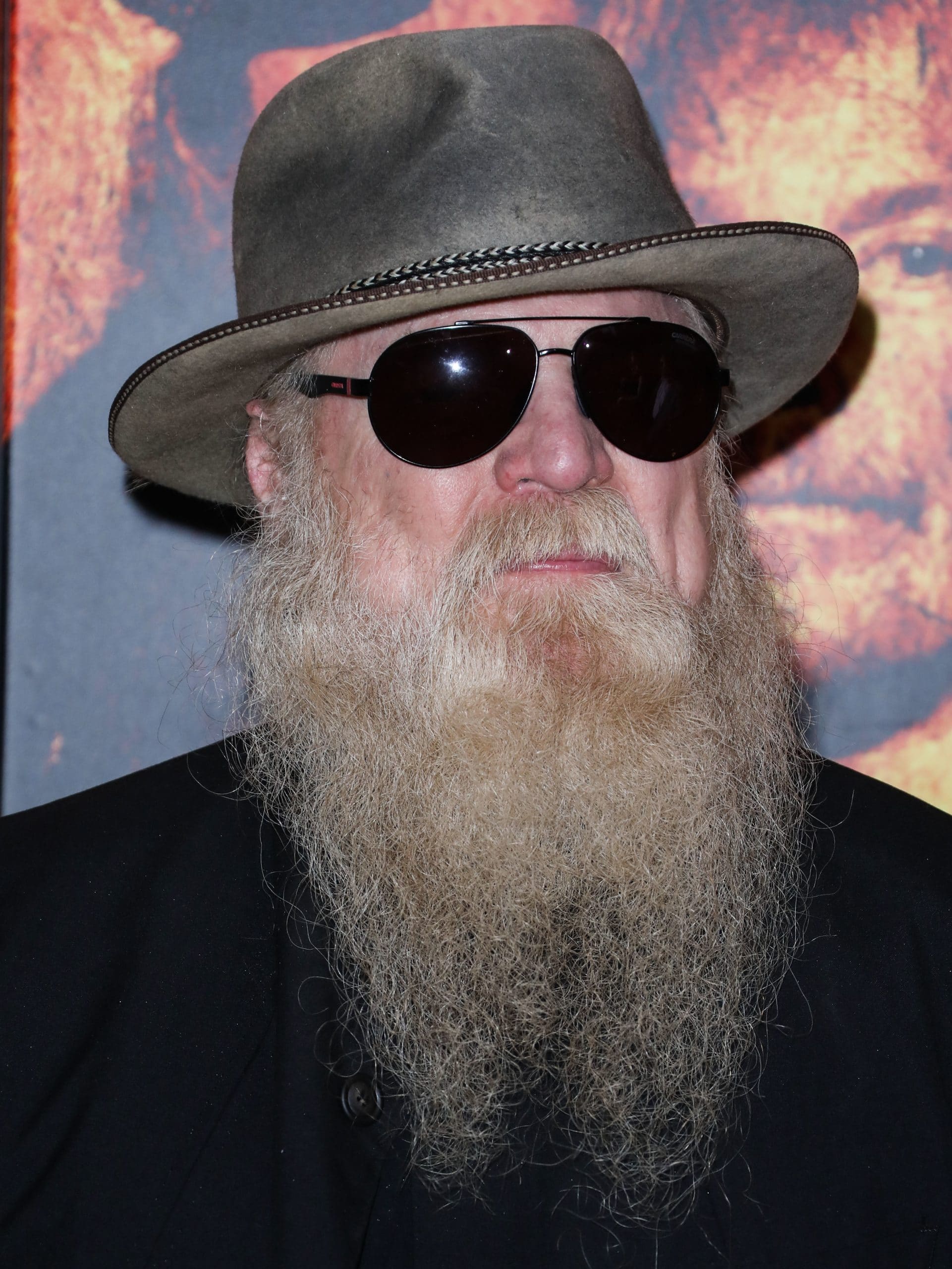 dusty hill