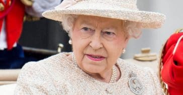 Insiders discuss how Queen Elizabeth handles stress in her life