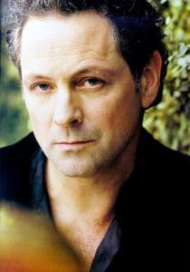 LINDSAY BUCKINGHAM