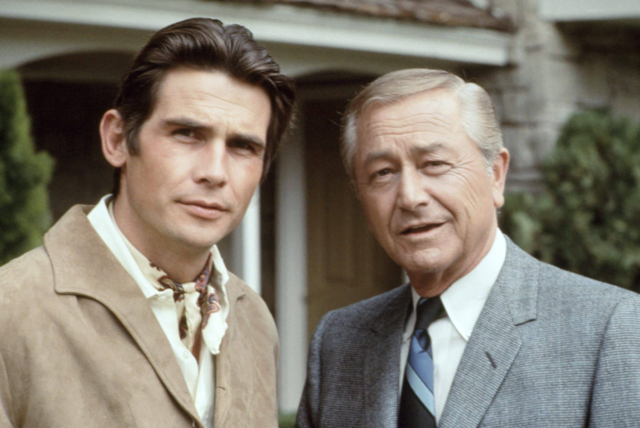 James Brolin, Robert Young