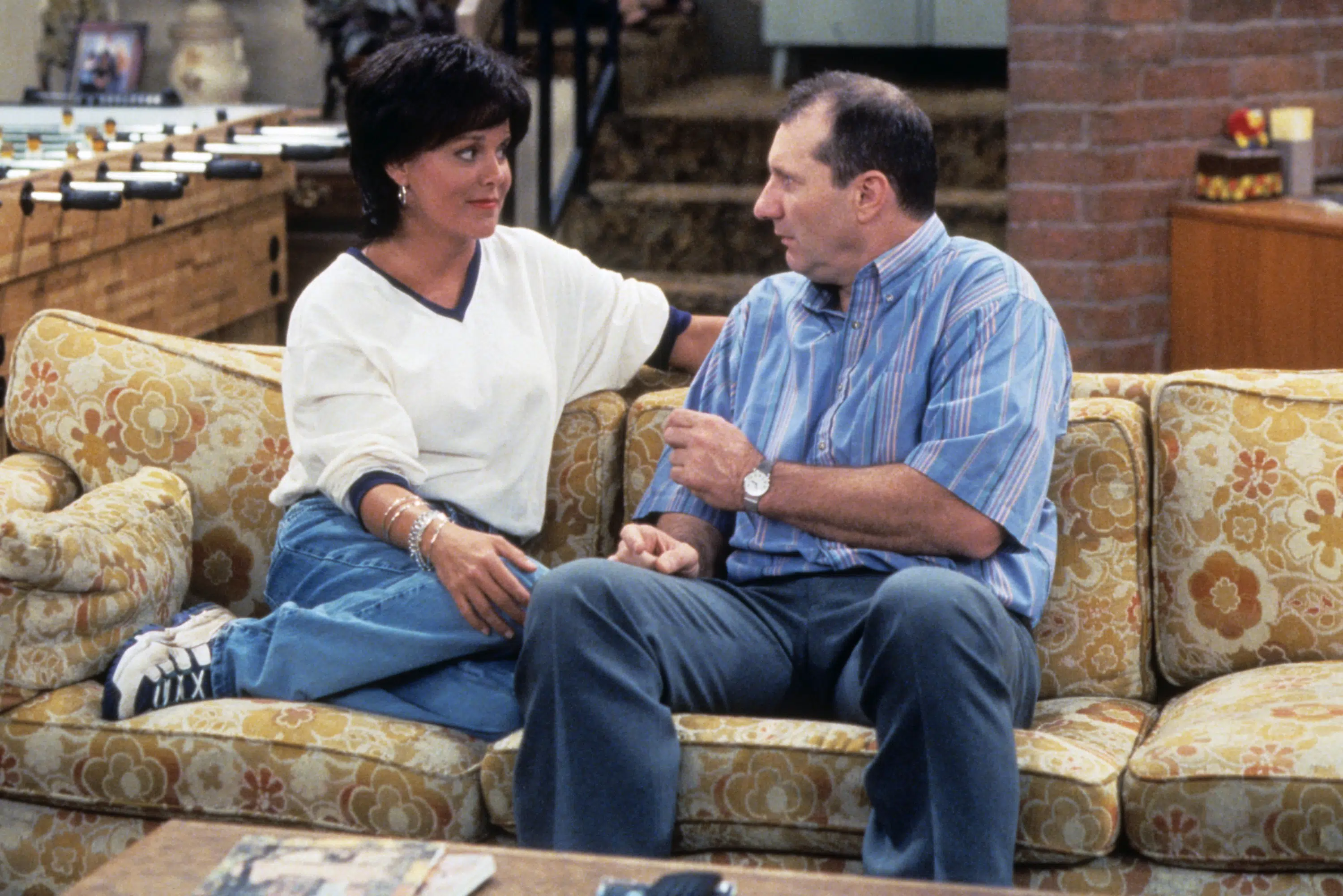 MARRIED...WITH CHILDREN, from left: Amanda Bearse, Ed O'Neill, 1987-1997
