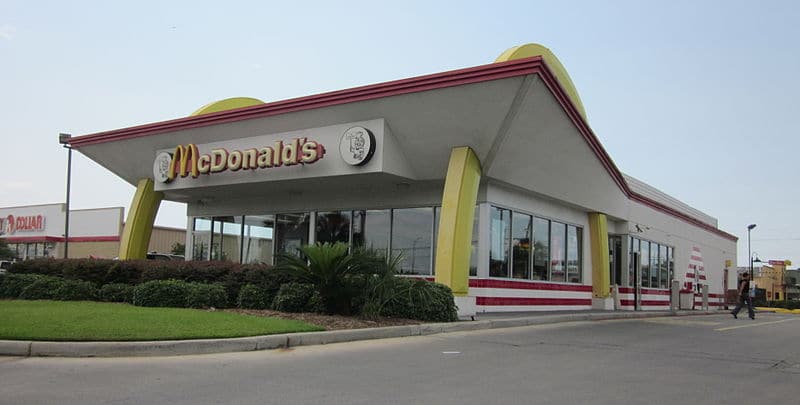 mcdonalds fast food restaurant 