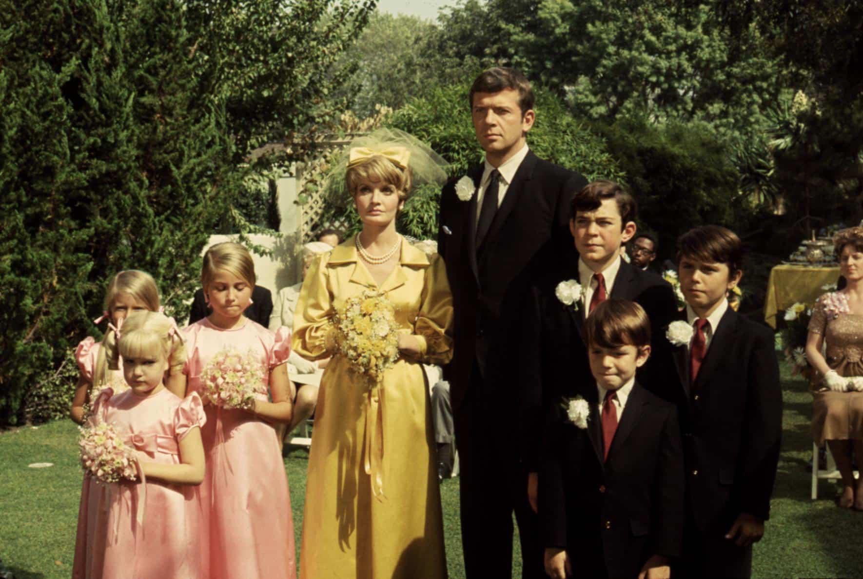 BRADY BUNCH, Eve Plumb, Susan Olsen, Maureen McCormick, Florence Henderson, Robert Reed, Barry Williams, Mike Lookinland, Christopher Knight, 'The Honeymoon', (Season 1), 1969-1974 