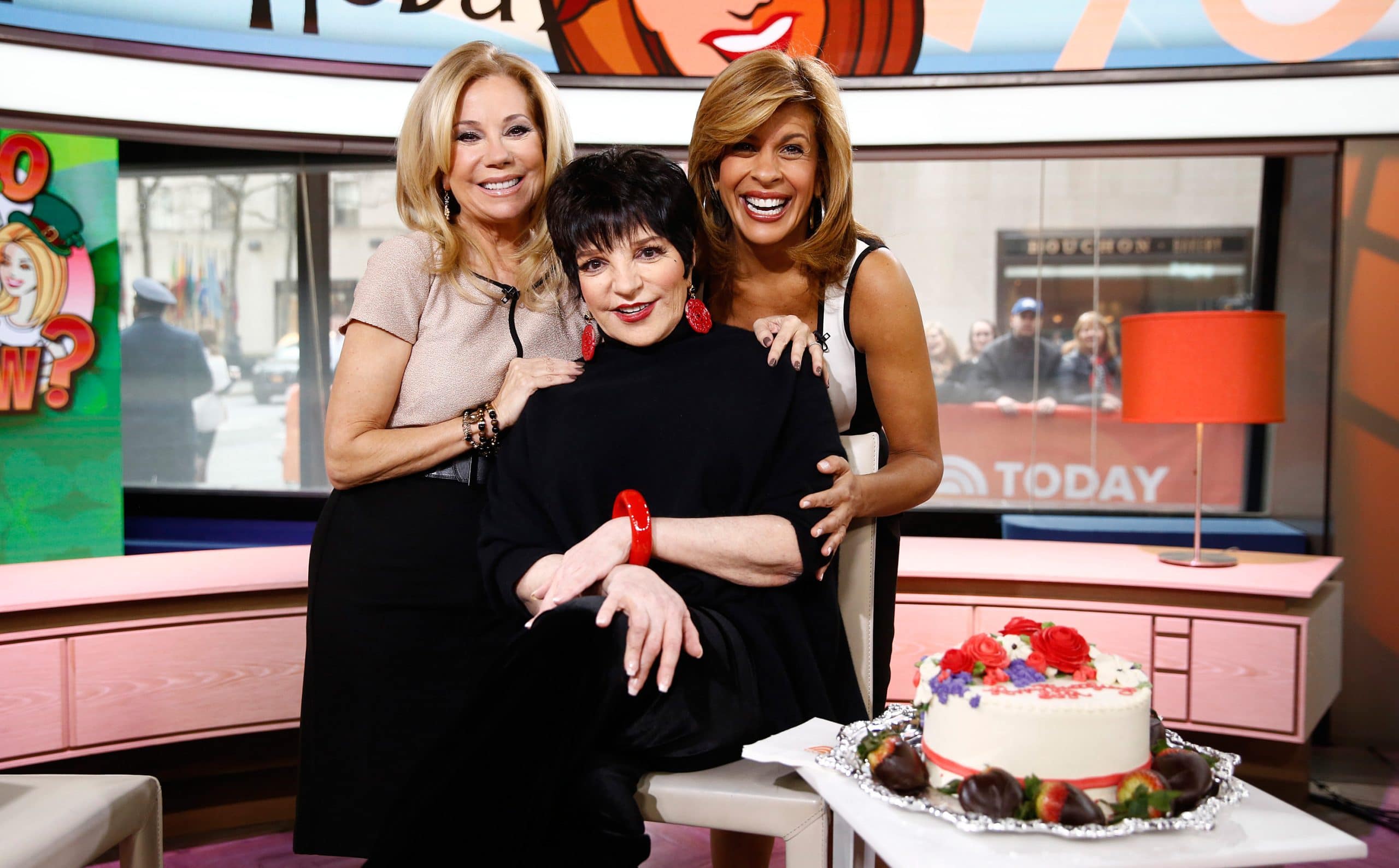 THE TODAY SHOW (aka TODAY), from left: Kathie Lee Gifford, Liza Minnelli, Hoda Kotb, (aired March 12, 2014)