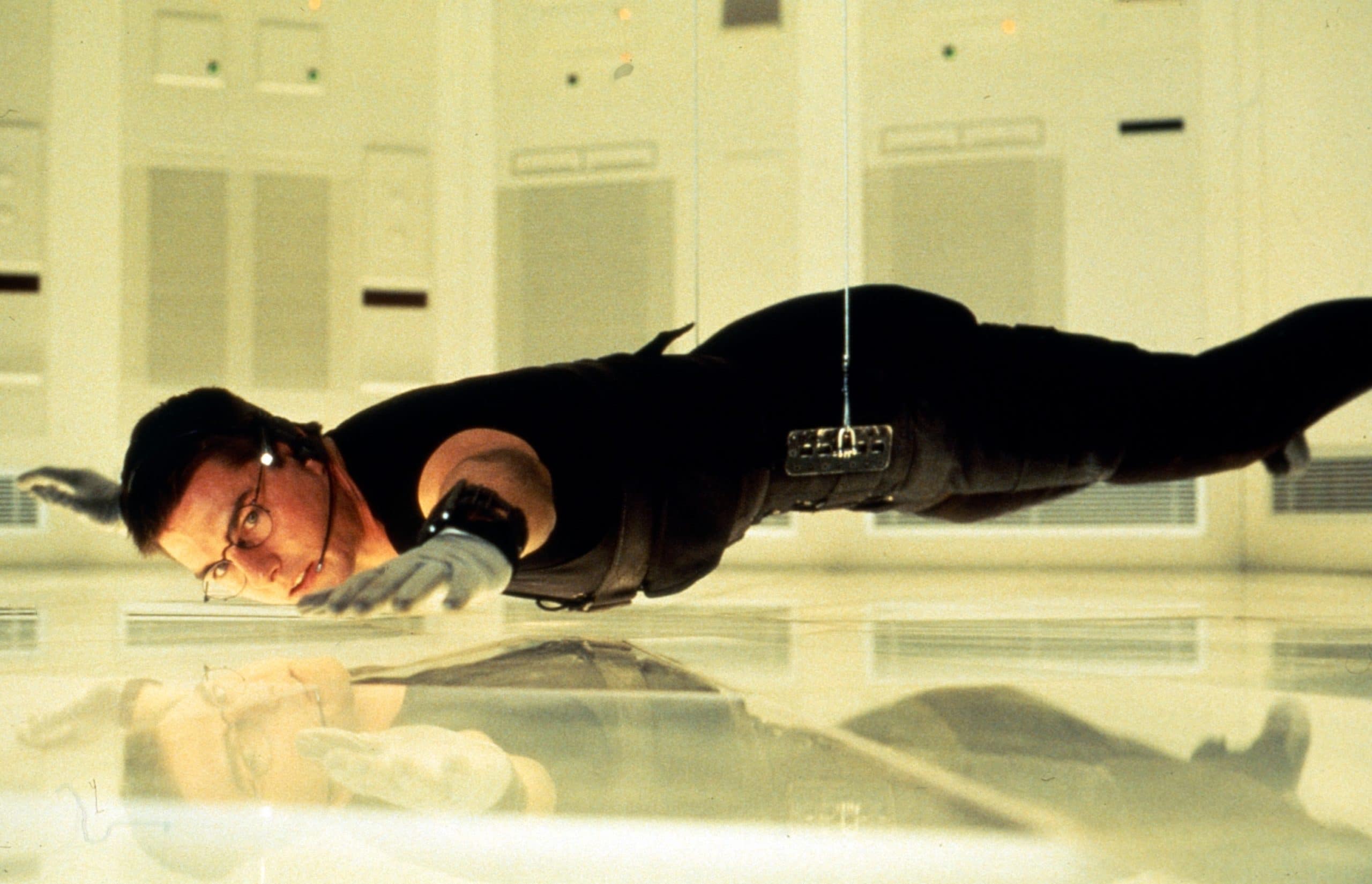 MISSION: IMPOSSIBLE, Tom Cruise