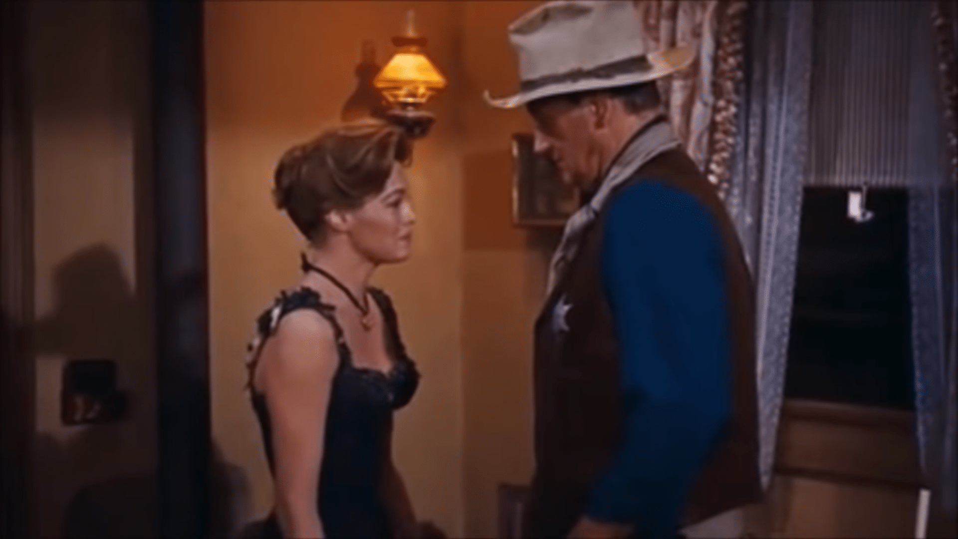 Angie Dickinson Remembers Cuteness To John Wayne We Dont See In His Other Films 3221