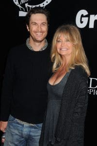 Goldie Hawn has made it difficult for Oliver Hudson to ever want to move out again