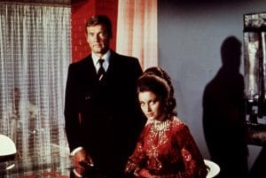 LIVE AND LET DIE, Roger Moore, Jane Seymour