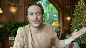 Oliver Hudson is enjoying life with his mother, Goldie Hawn, again, complete with all the comforts of home