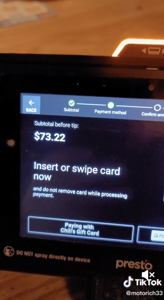 TiKTok video shows Chili's pay-at-the-table machine inaccurate