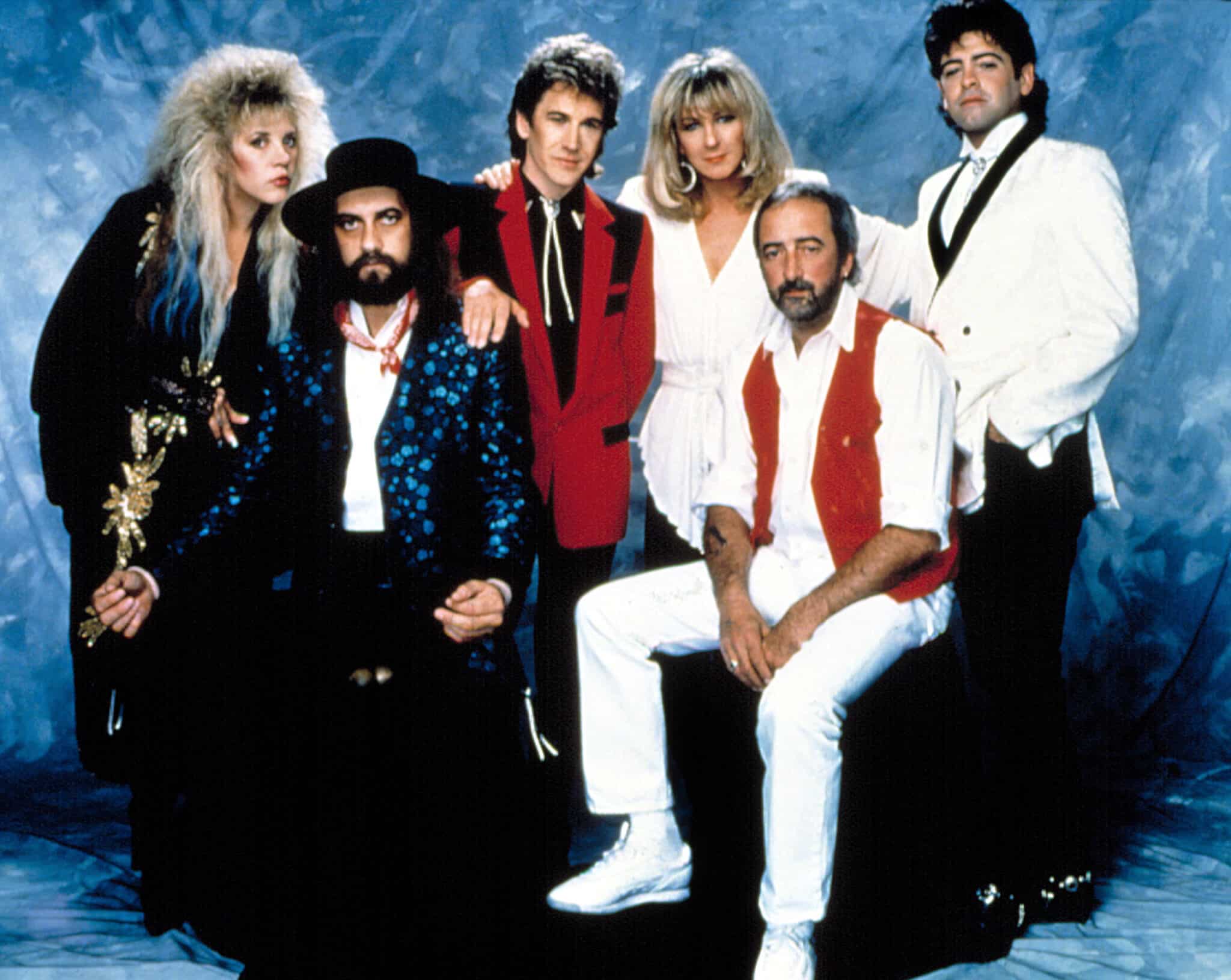 Fleetwood Mac, (Stevie Nicks, Mick Fleetwood, Rick Vito, Christine McVie, John McVie, Billy Burnette), circa early 1990s 