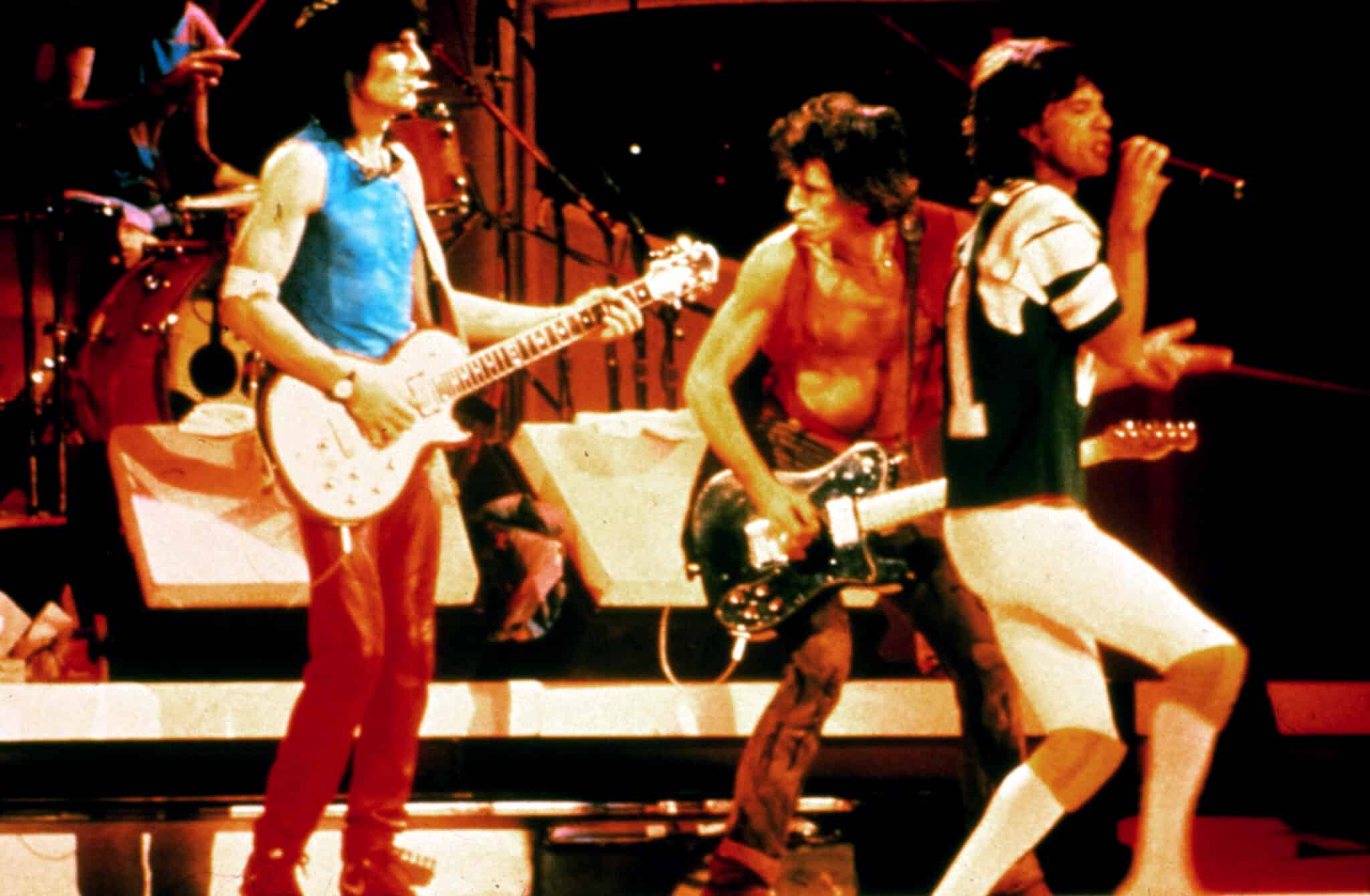 LET'S SPEND THE NIGHT TOGETHER, The Rolling Stones, Charlie Watts (drums), Ron Wood, Keith Richards, Mick Jagger, 1983