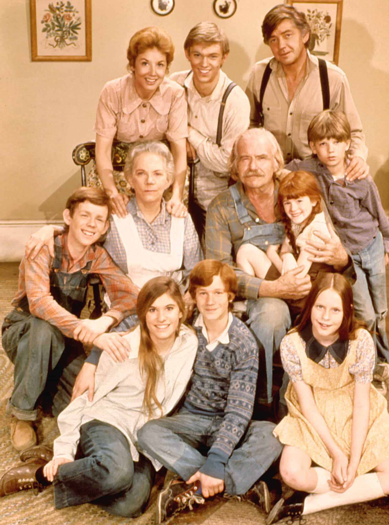 THE WALTONS, Michael Learned, Richard Thomas, Ralph Waite, Jon Walmsley, Ellen Corby, Will Geer, Kami Cotler, David W. Harper, Judy Norton-Taylor, Eric Scott, Mary Beth McDonough, 1972-81