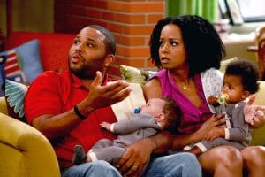 GUYS WITH KIDS, (from left): Anthony Anderson, Tempestt Bledsoe