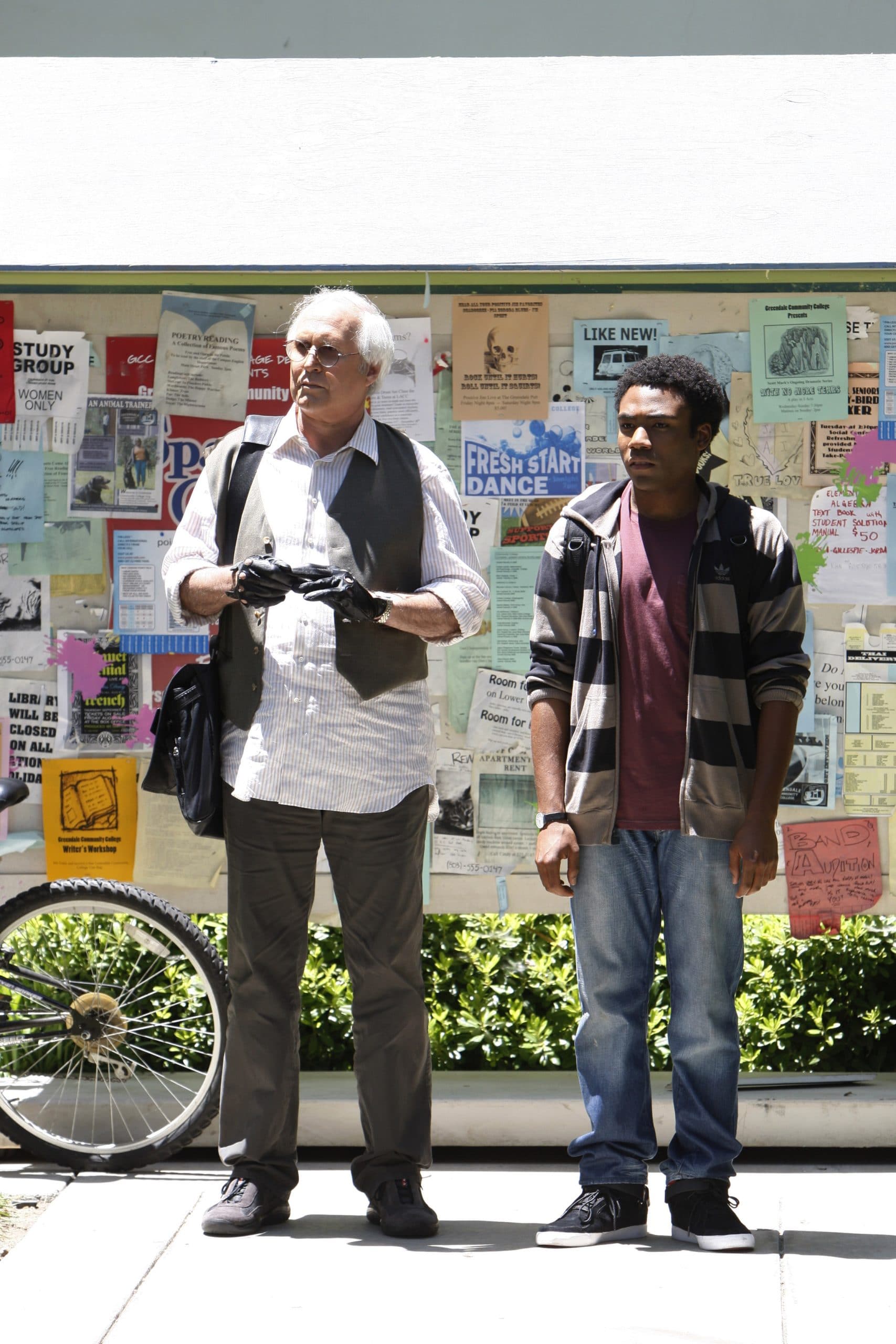 COMMUNITY, (from left): Chevy Chase, Donald Glover, 'Anthropology 101'