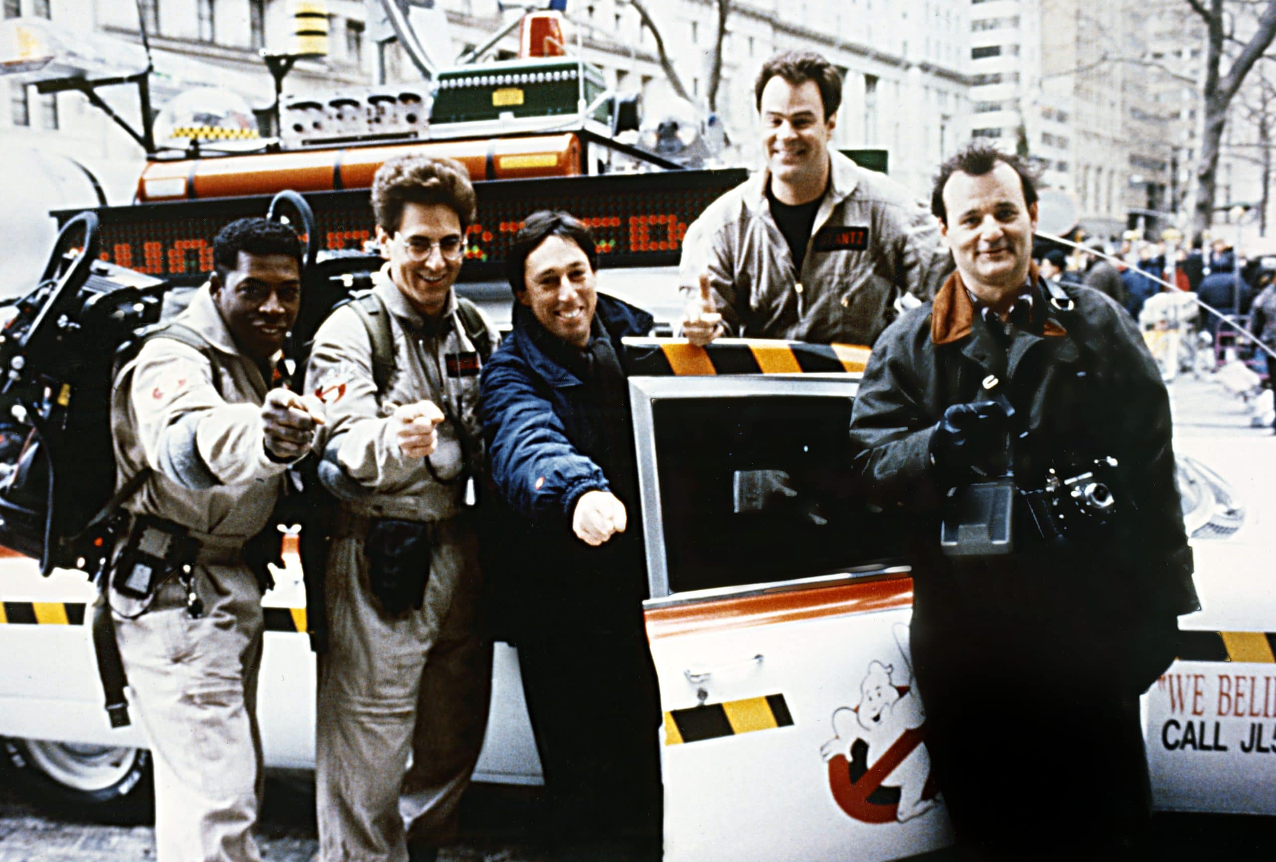 GHOSTBUSTERS II, from left, Ernie Hudson, Harold Ramis, director Ivan Reitman, Dan Aykroyd, Bill Murray, on-set, 1989