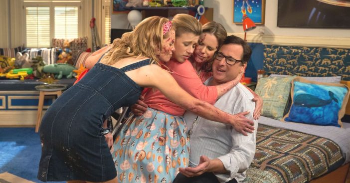 Full House cast members reunite in honor of Bob Saget