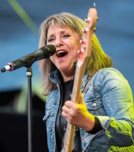 Suzi Quatro continues to rock on