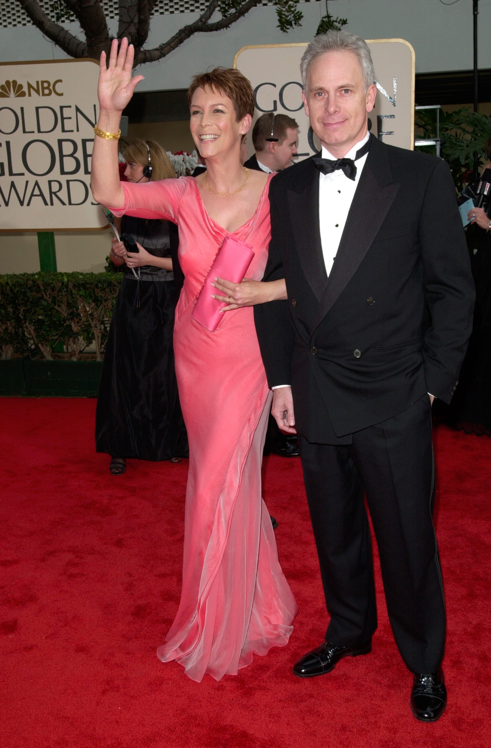 Actress JAMIE LEE CURTIS &amp; husband CHRISTOPHER GUEST at the 2001 Golden Globe Awards
