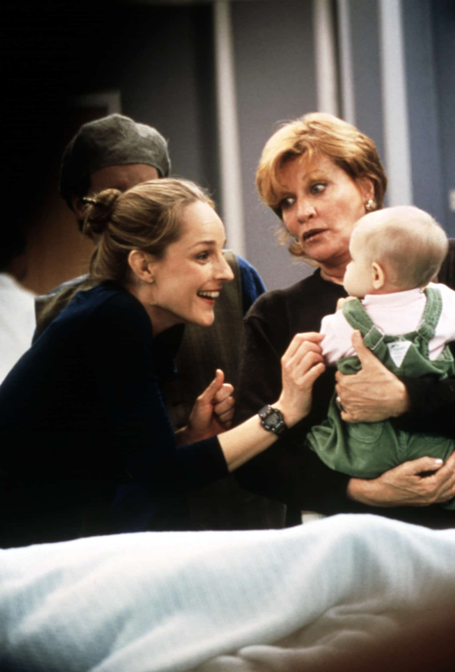 MAD ABOUT YOU: A PAIN IN THE NECK, Helen Hunt, Cynthia Harris [1999, seventh season]
