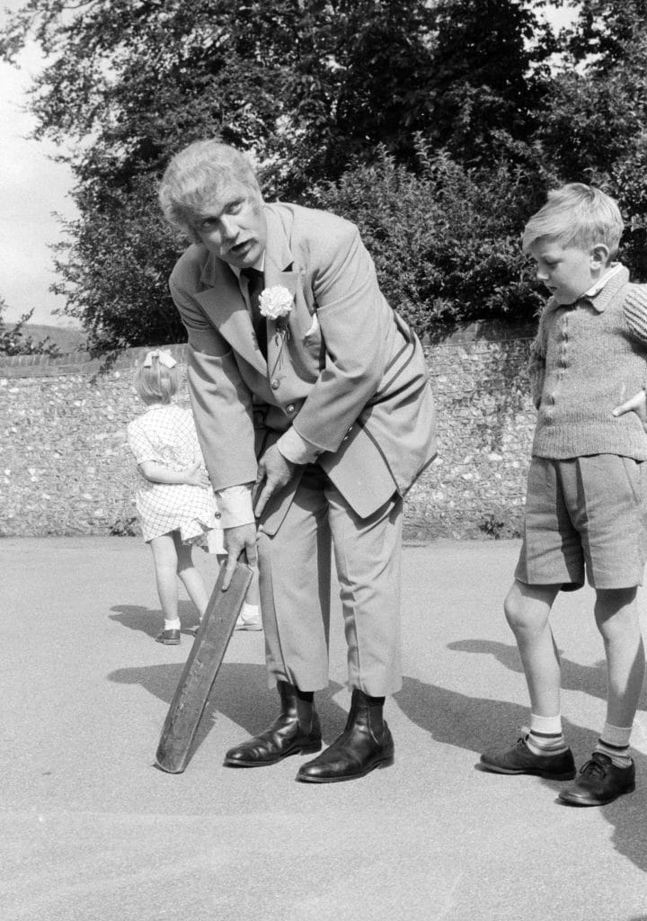 bob keeshan playing cricket