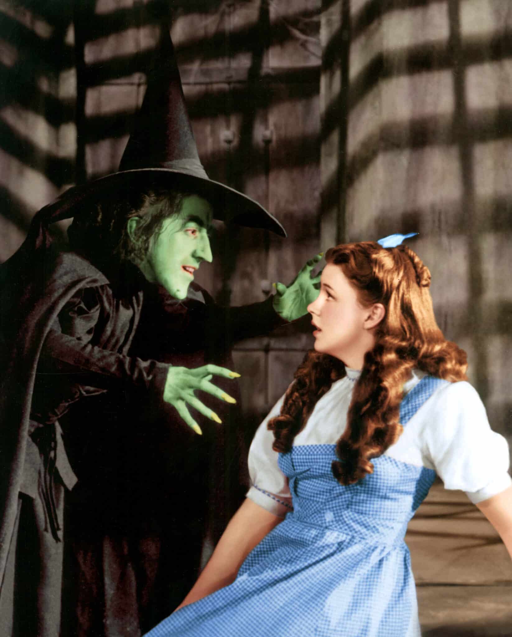 THE WIZARD OF OZ, Margaret Hamilton, Judy Garland, 1939