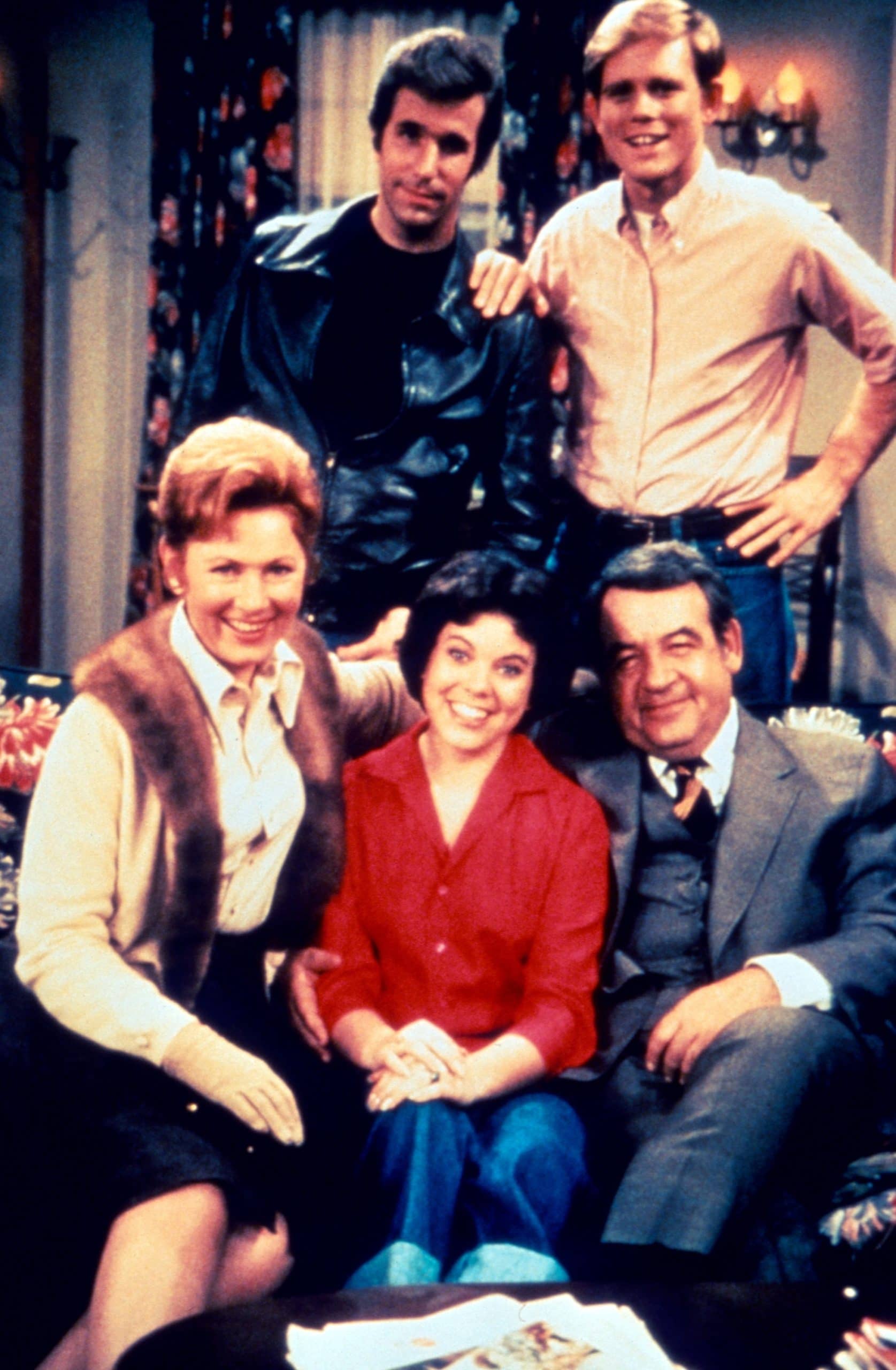 THE HAPPY DAYS REUNION, Top From Left: Henry Winkler, Ron Howard, Bottom From left: Marion Ross, Erin Moran, Tom Bosley