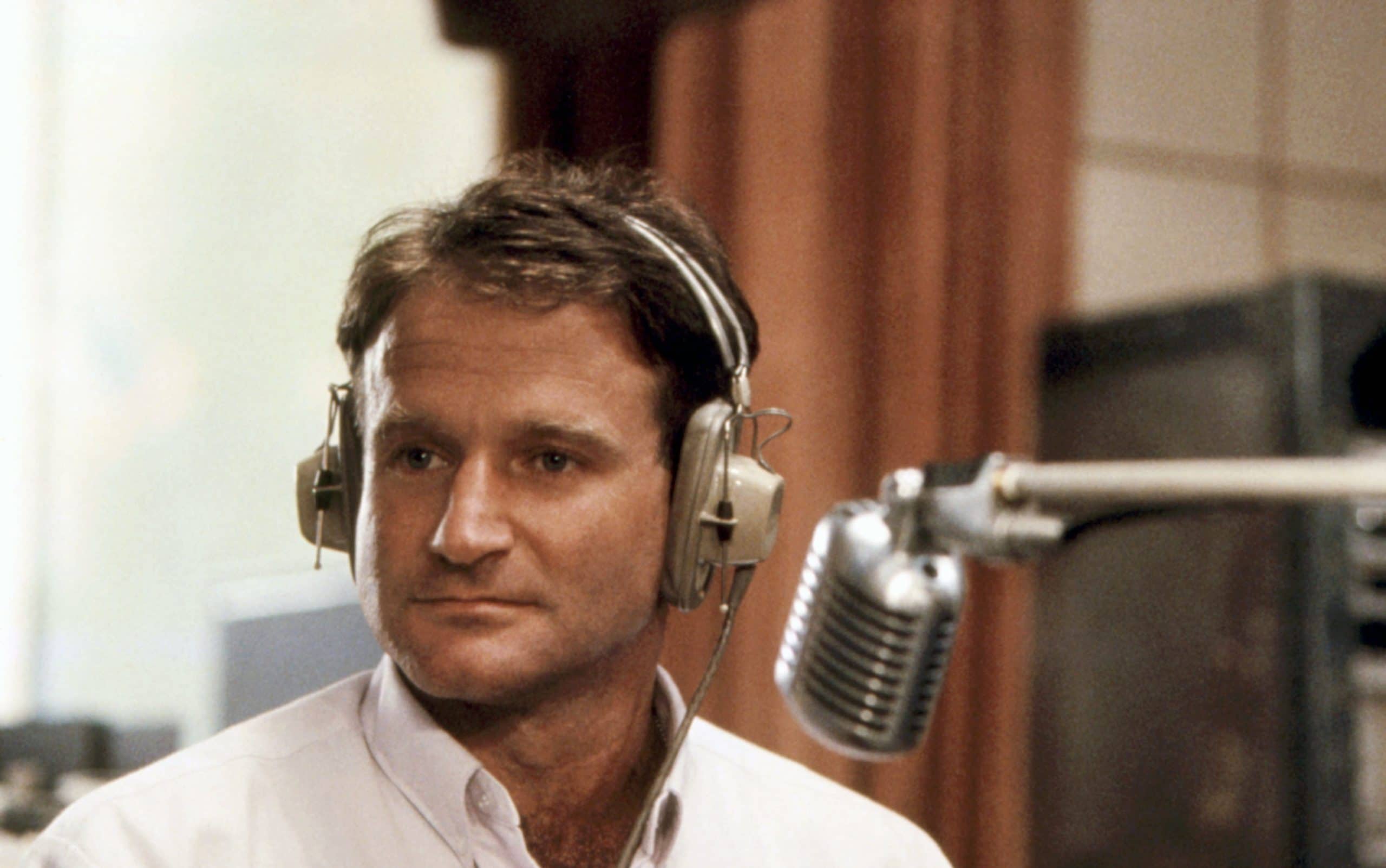 GOOD MORNING, VIETNAM, Robin Williams, 1987