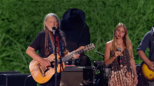 Willie Nelson and Lily Meola sang together on tour