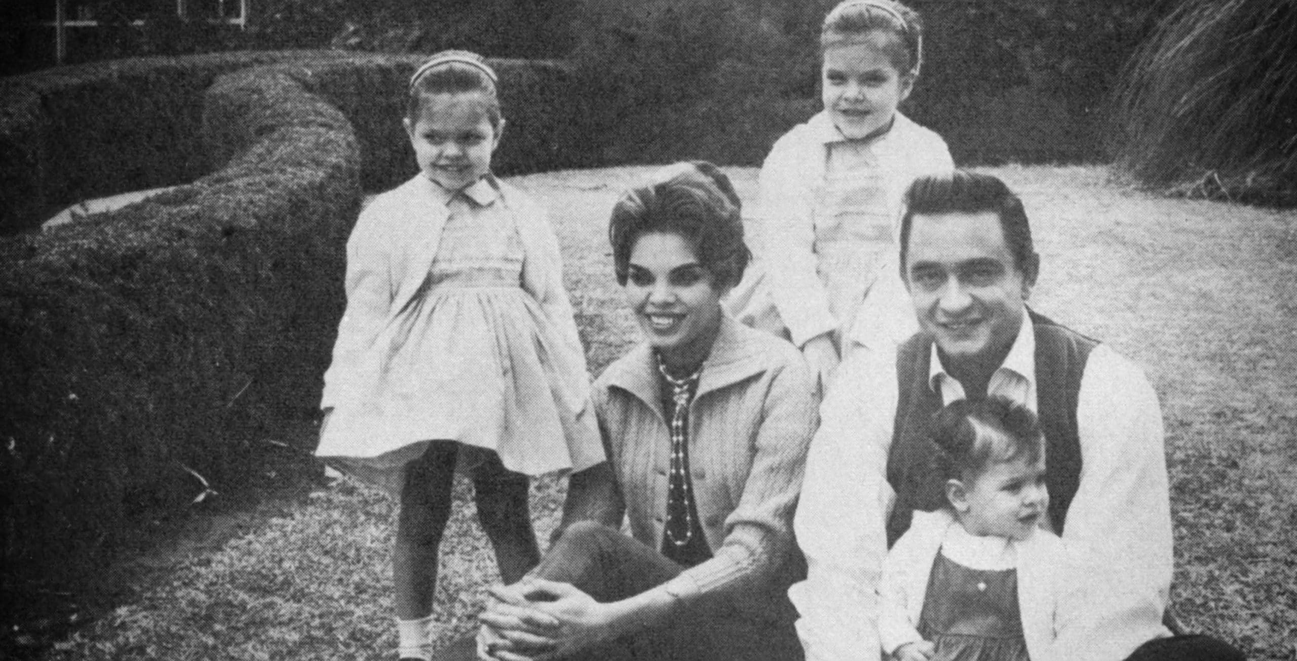 MY DARLING VIVIAN, Vivian Liberto Cash and Johnny Cash with their daughters, from left: Kathy, Rosanne, Cindy, 1958 Encino, California, 2020