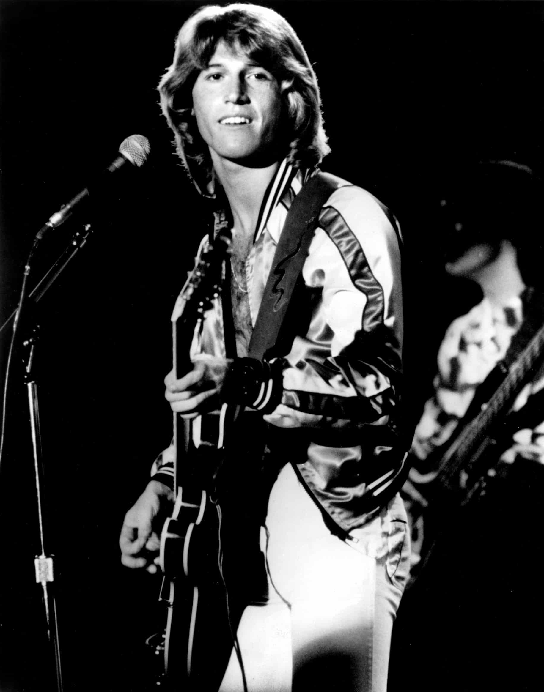 Andy Gibb, 1977