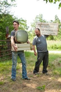 AMERICAN PICKERS, (from left): Mike Wolfe, Frank Fritz