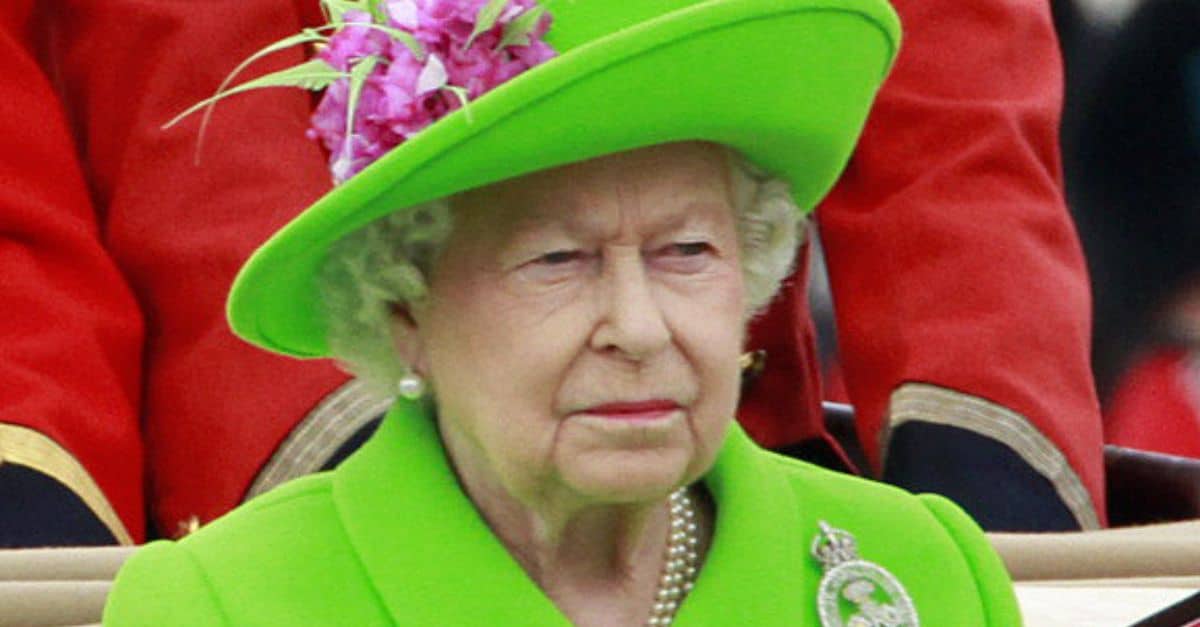 Family Members Rush To Queen Elizabeth As Monarch Put Under Medical Supervision