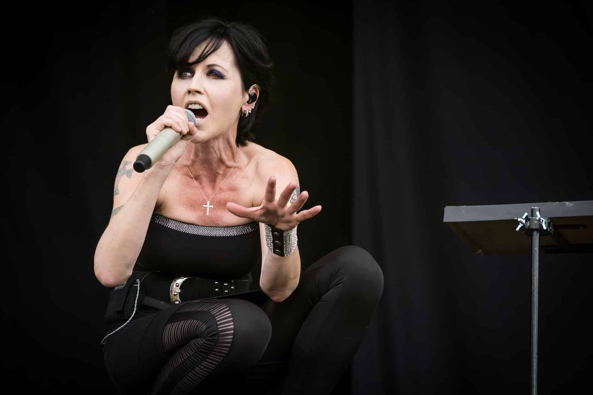 Dolores O'Riordan the cranberries