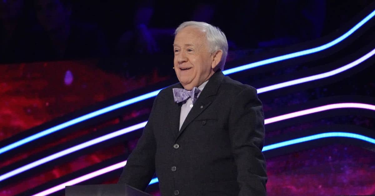 Actor Leslie Jordan Dies At 67 After Being In A Car Crash