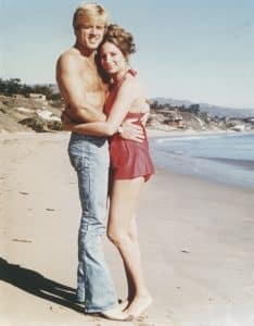 THE WAY WE WERE, from left: Robert Redford, Barbra Streisand