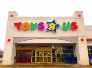 Over 400 Toys R Us stores are reopening in time for holiday shopping