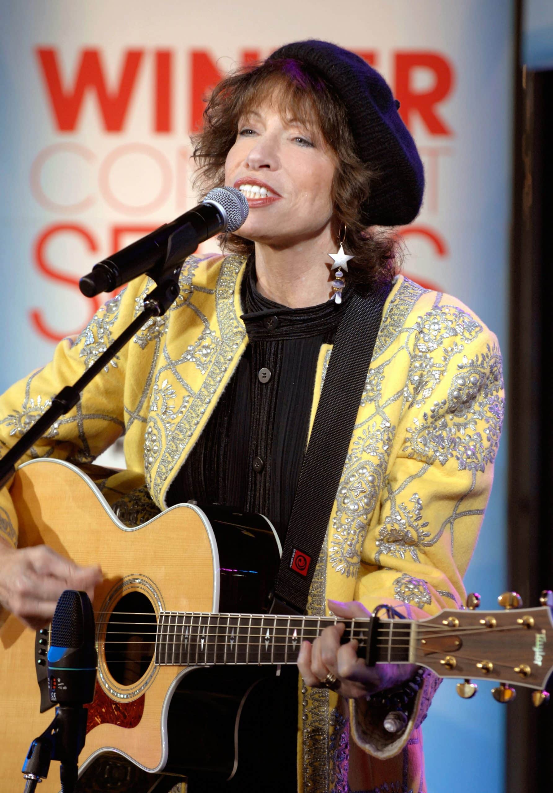 GOOD MORNING AMERICA, Carly Simon