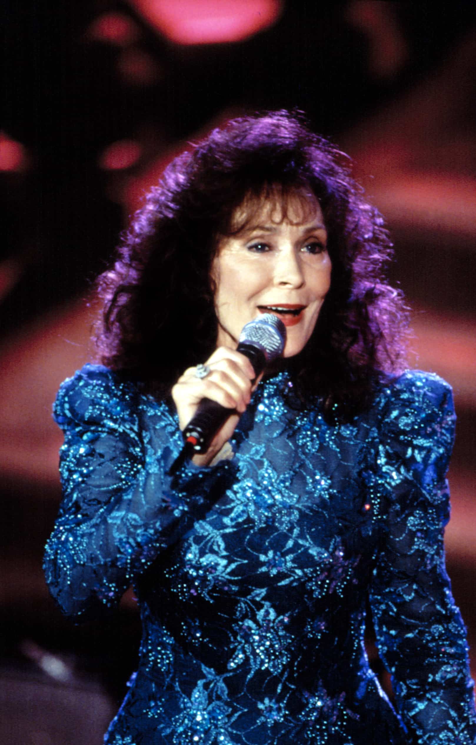 ROOTS OF COUNTRY: NASHVILLE CELEBRATES THE RYMAN, Loretta Lynn, 1994