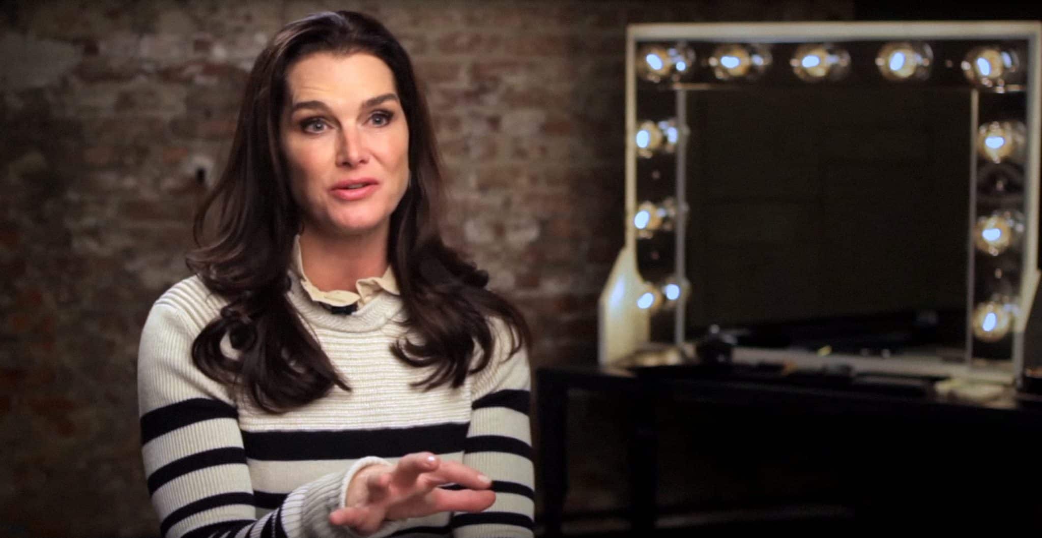 Brooke Shields Turns Up The Heat In Thanksgiving Swimsuit Video