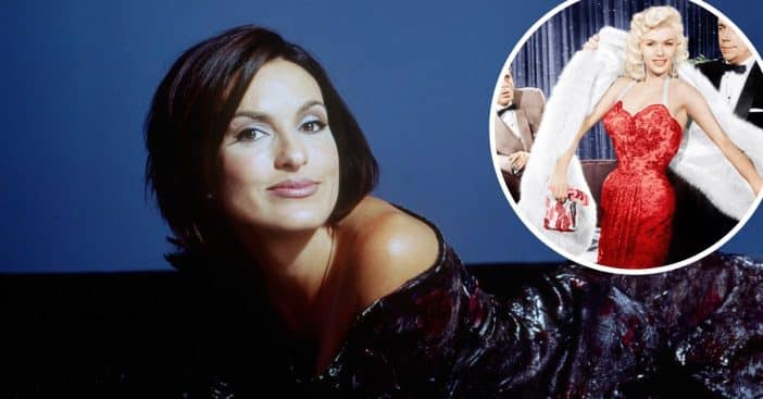 Mariska Hargitay Looks Just Like Her Mom Jayne Mansfield During Runway Walk